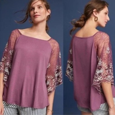 Anthropologie Akemi Kin Top Purple Floral Lace Flutter Sleeve Boho XS Relaxed 