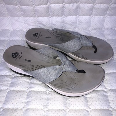 Clarks Cloudsteppers Women's Arla Glison Flip Flops Gray Fabric Sz 10 M Sandals