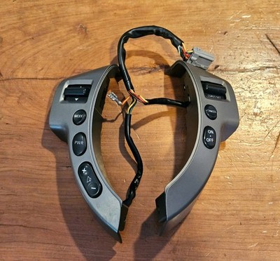 Nissan Sentra 2007-2012 Steering Wheel Audio Cruise Control Switch Buttons OEM
