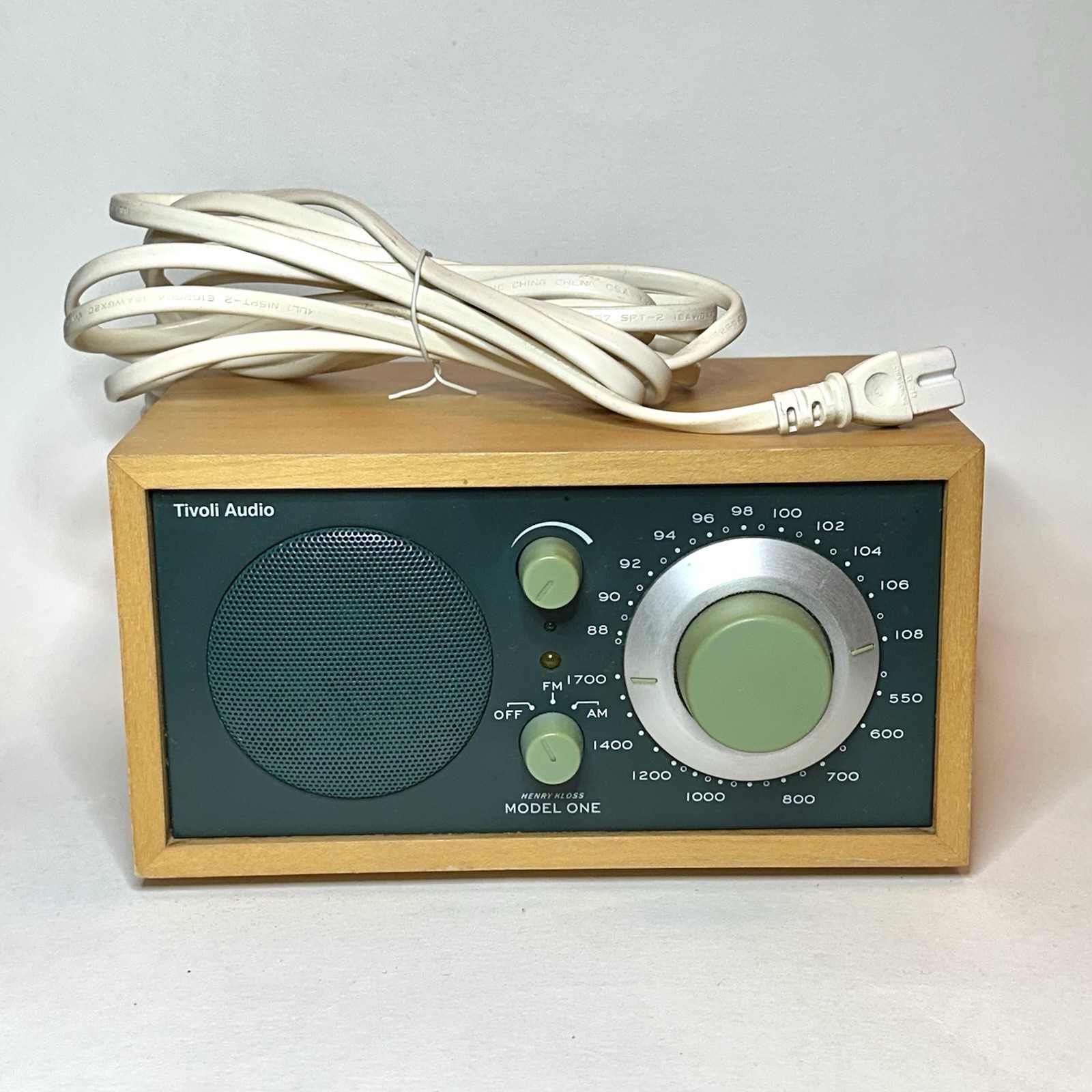 TIVOLI Audio Model One AM/FM Radio Henry Kloss GREEN Face Dials W/ Maple Finish