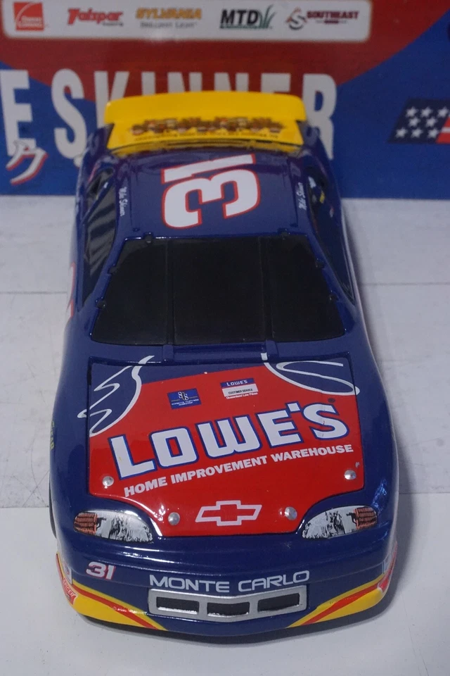 NIB 1997 #31 MIKE SKINNER JAPAN LOWES MONTE CARLO 1/24 ACTION BWB Diecast Model - Image 3 of 4
