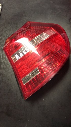 BMW 1er E81 E87 Rückleuchte Rückleuchte rechts 7164956