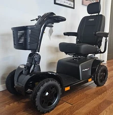 Pride Pursuit 2 Heavy Duty Mobility Scooter  SC7132 - OPEN BOX