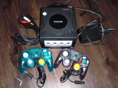 Nintendo GameCube Console System Original 2x Controller OEM Power Cord AV BLACK