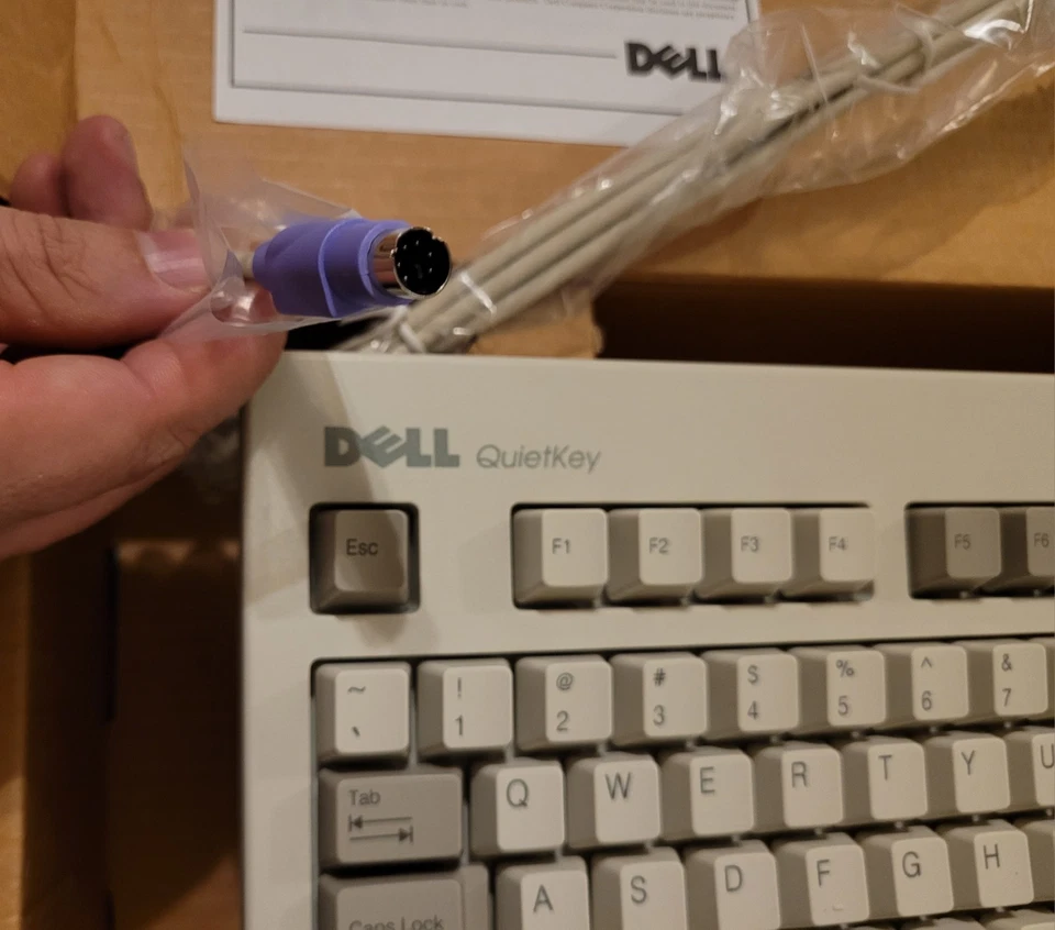 Dell QuietKey RT7D5JTW PS/2 Beige Keyboard 0003340D Retro 90s Vintage OEM NEW - Image 4 of 4