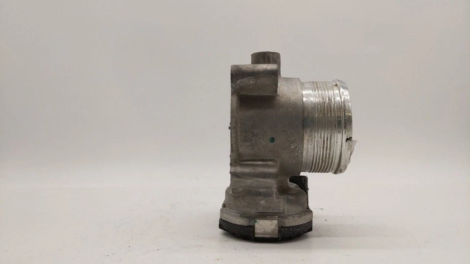 2014-2017 Volkswagen Beetle Throttle Body XH7DW - Image 4 of 4