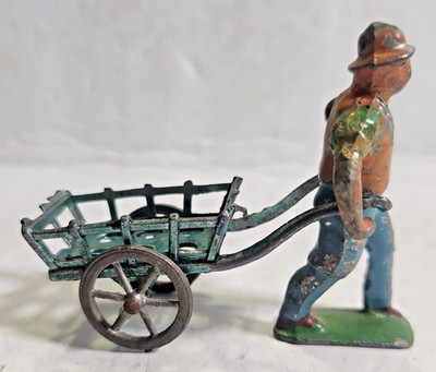 VINTAGE 1950s FRENCH MADE FARMER WITH CART LEAD FIGURE FRANCE 50mm
