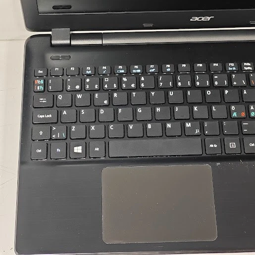 Acer Aspire F5-521-46P1 Laptop - AMD A4-6210, Radeon R3, 6GB RAM - Image 3 of 4