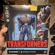 Hasbro Transformers Studio Series Nemesis Prime Transforming Truck w Sword 8