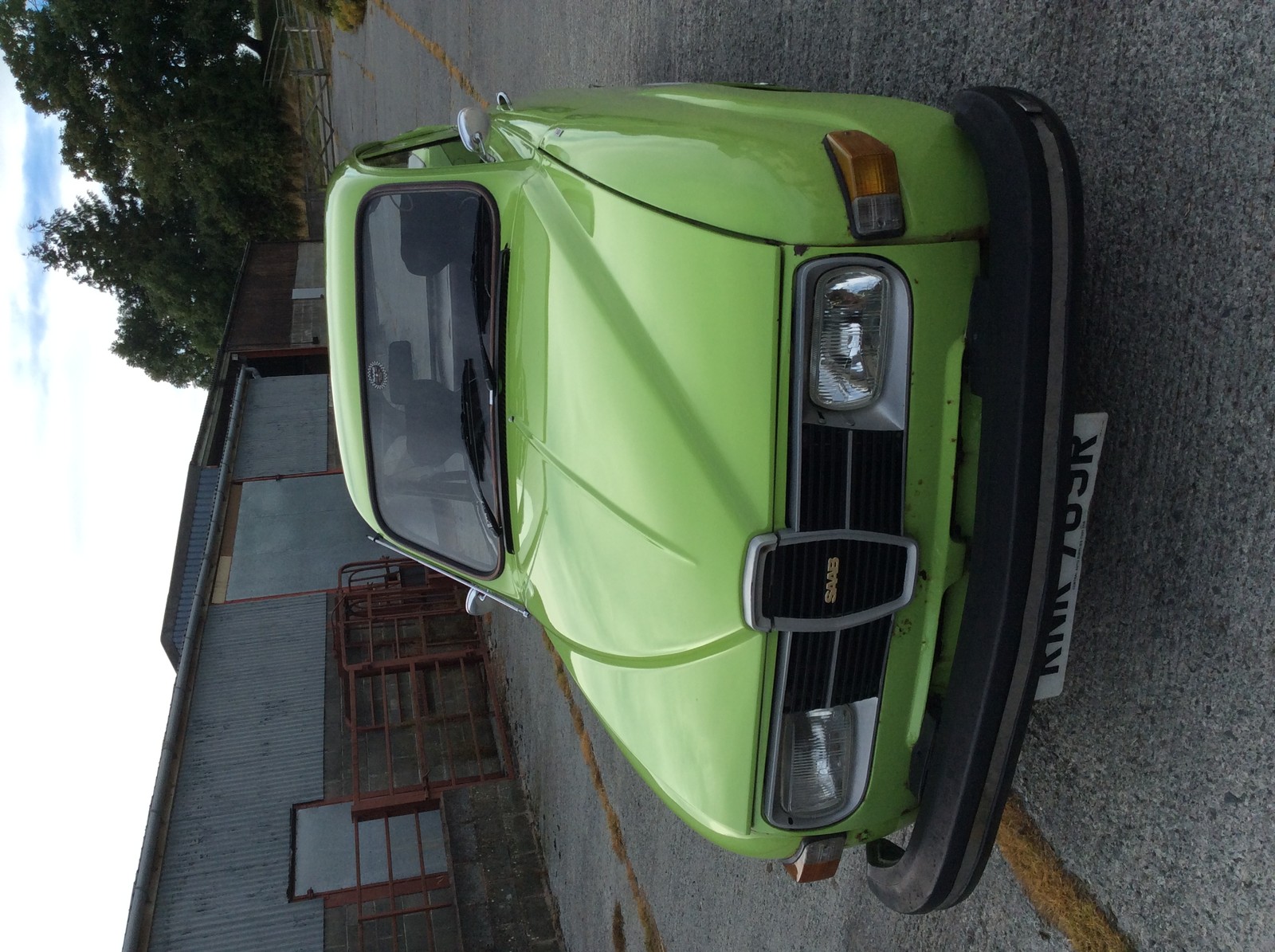 Picture 3 of 8