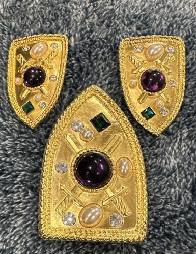 Heraldic Royal Shield Signed PARK LANE Brooch Earrings Vintage Set Gold Purple - Picture 1 of 3