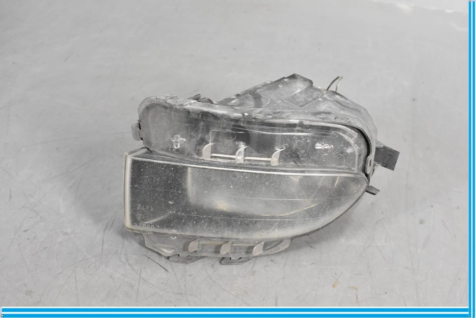 LEXUS GS300 GS350 GS430 FOG LIGHT RH 06-11 OEM PASSENGER - Image 3 of 4