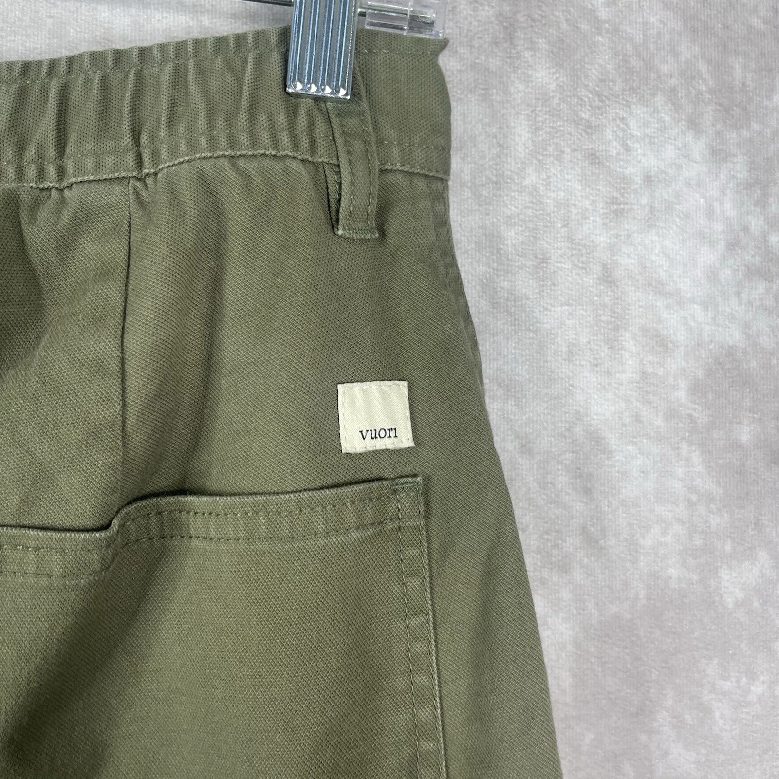 vuori slim leg ankle carpenter pants