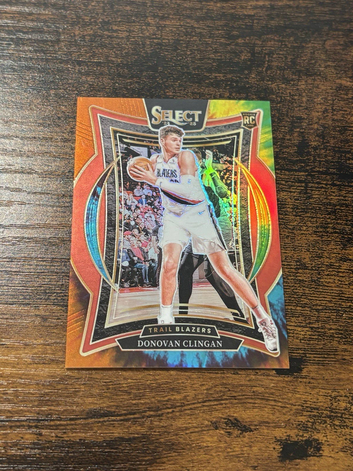 2024-25 Panini Select Concourse Donovan Clingan #69 Tie-Dye Prizm /25 RC SSP