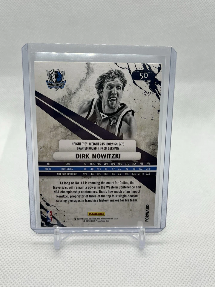 Leyenda de los Dallas Mavericks - ¡Dirk Nowitzki en tarjeta autógrafa! Foto 2 de 2