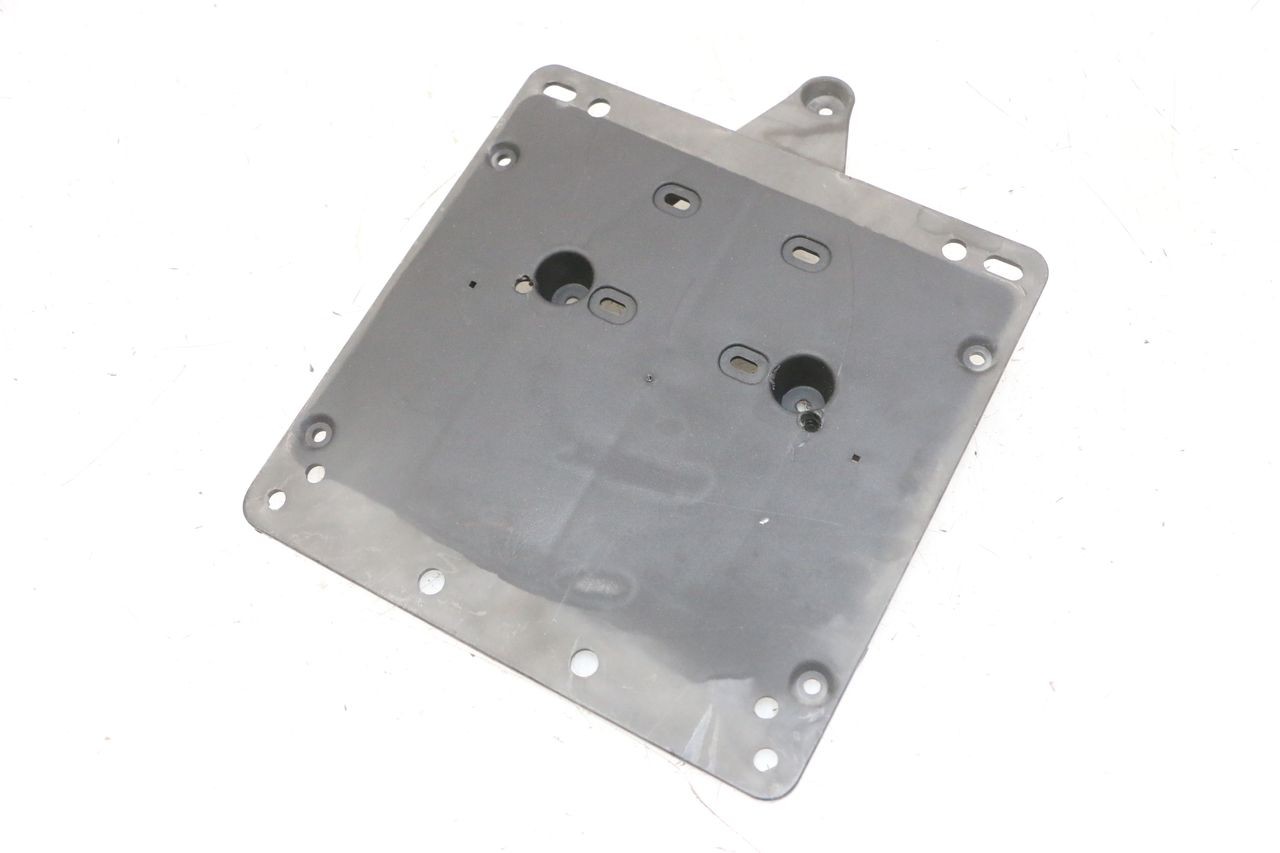 NUMBER PLATE MOUNT - PIAGGIO IE MP3 YOURBAN 300 (2011 - 2016)