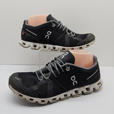 On Cloud 5 Women s  Running Shoes Size 9 Black And White Speed Laces Blemishes 
