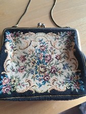 VTG Tapestry Petit Point Needlepoint Black Floral Purse Bag Gold Clasp Chain