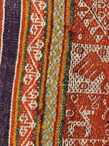 Vtg Peruvian Andean Mountain Pictorial Textile Manta 39" X 38" Red Prayer Rug - Picture 6 of 14