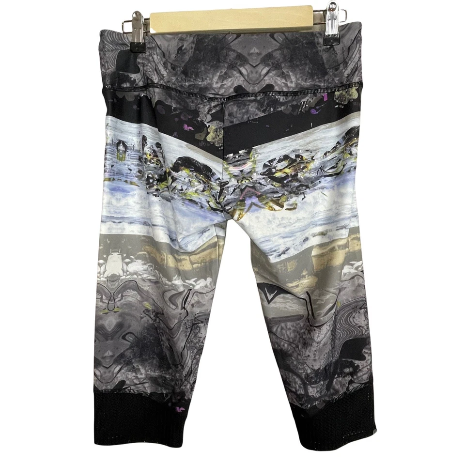 NUEVO CON ETIQUETAS Onzie 222 Arctic Cycle Pantalones Capri Leggings Talla M/L Yoga tiro bajo malla dobladillo Foto 4 de 4