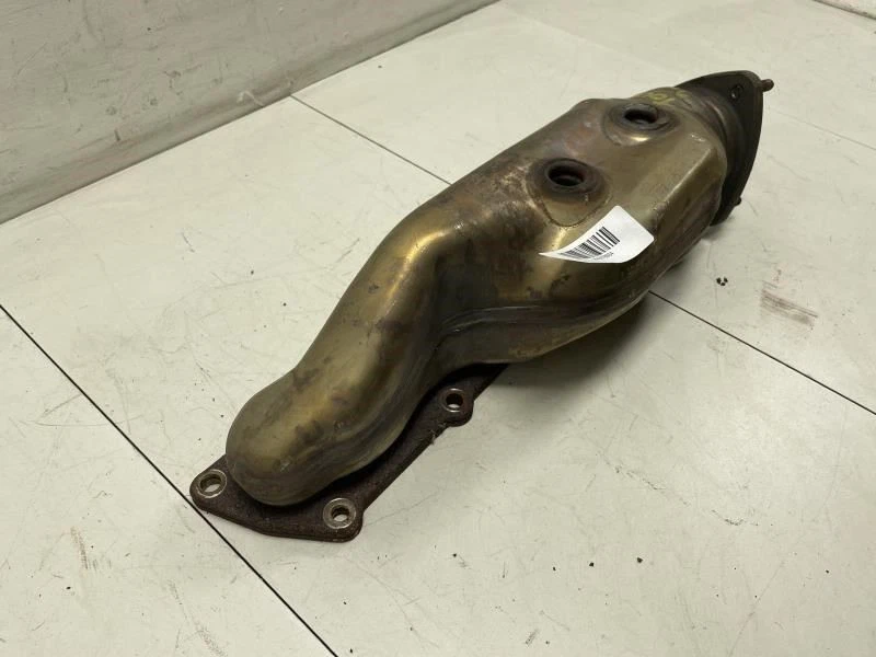 Volkswagen Touareg 2004 2007 4,2 L colector de escape del lado del conductor izquierdo OEM+ Foto 3 de 4