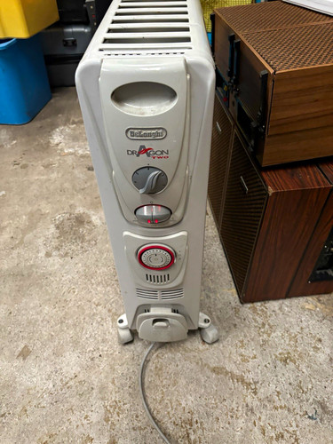 De'Longhi Dragon Two 2000W Oil Filled Radiator Heater 230-240V Timer White