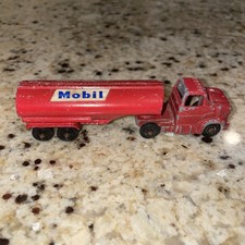 Tootsietoy Red Mobil Oil tanker truck