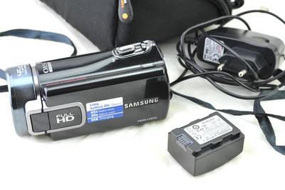 Samsung HMX-H400 Handheld Digital Video Camera