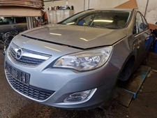 Bremskraftverstärker Opel Astra J Caravan P10 13286439 P24034526