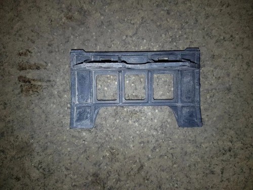 BMW 5 Touring E39 Stoßstangenhalter hinten rechts 51111970389 3.00 33968440