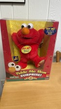 2000 Fisher Price Tickle Me Elmo Surprise 5th Anniversary Edition NIB