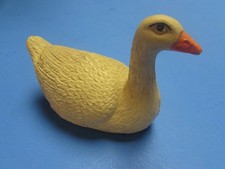 VINTAGE - SWAN - 4 INCHES LONG - U.S.A. CELLULOID