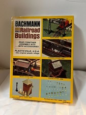 Vintage Bachmann HO Plasticville 2040 Railroad Buildings NOT COMPLETE