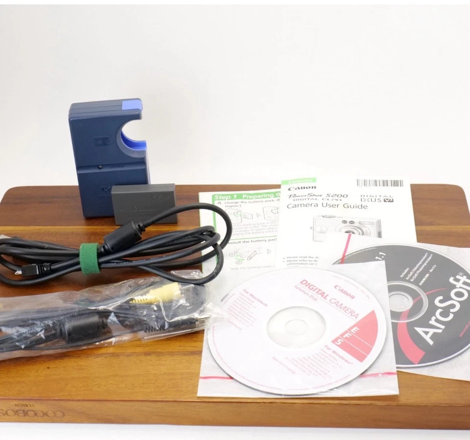 Canon PowerShot S200 Digital Elph Camera 2MP Bundle W/ Box & Extras - Image 2 of 4