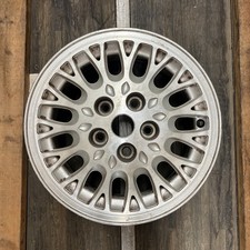 93-95 Plymouth Voyager 15x6 Preowned Oem Msil Wheel 2027 93-95 Plymouth Voyager 15x6 Preowned Oem Msil Wheel 2027