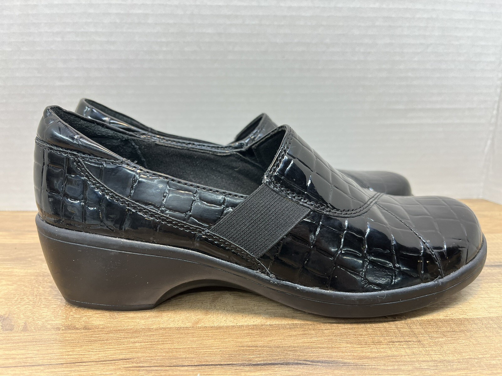 Clarks Bendables Black Patent Leather Womens Shoes Si… Gem