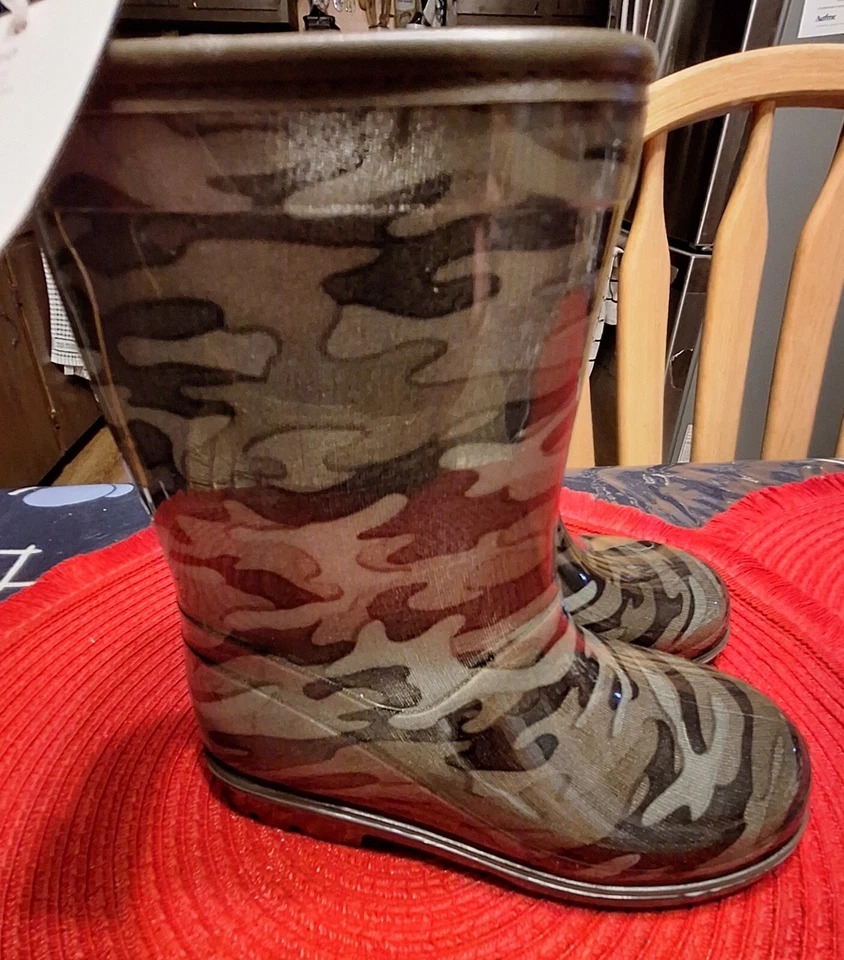Carters Niño Pequeño Niño Goma Bruce Oliva Camuflaje Lluvia Botas de Pesca 10M Nuevas Foto 2 de 4