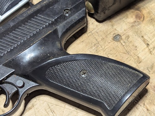 Marksman and Daisy Repeater , BB Gun, 4.5mm .177 Cal - Picture 7 of 14