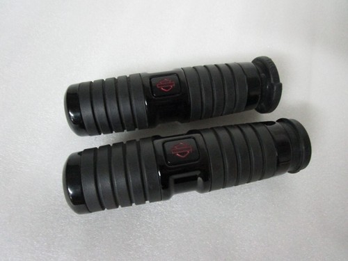 08-23 Harley Davidson Touring / 16-25 Softail Kahuna Hand Grips 56100332