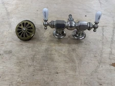 Vintage Style Cast Iron Claw Foot Tub Faucet Paddle Style Victor