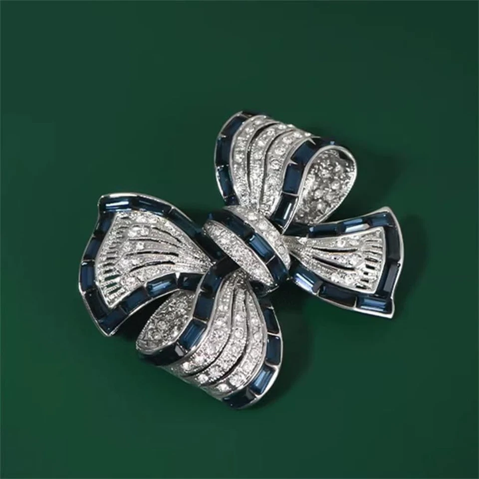 Rhinestone Bow Brooch Pin - Vintage Blue Crystal Lapel Accessory for Women - Image 2 of 4