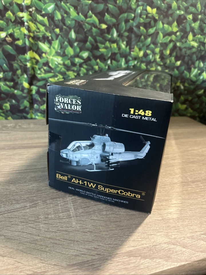 Forces of Valor 1:48 AH-1W SuperCobra USMC 2008 Iraq Enthusiast Edition - Image 2 of 4