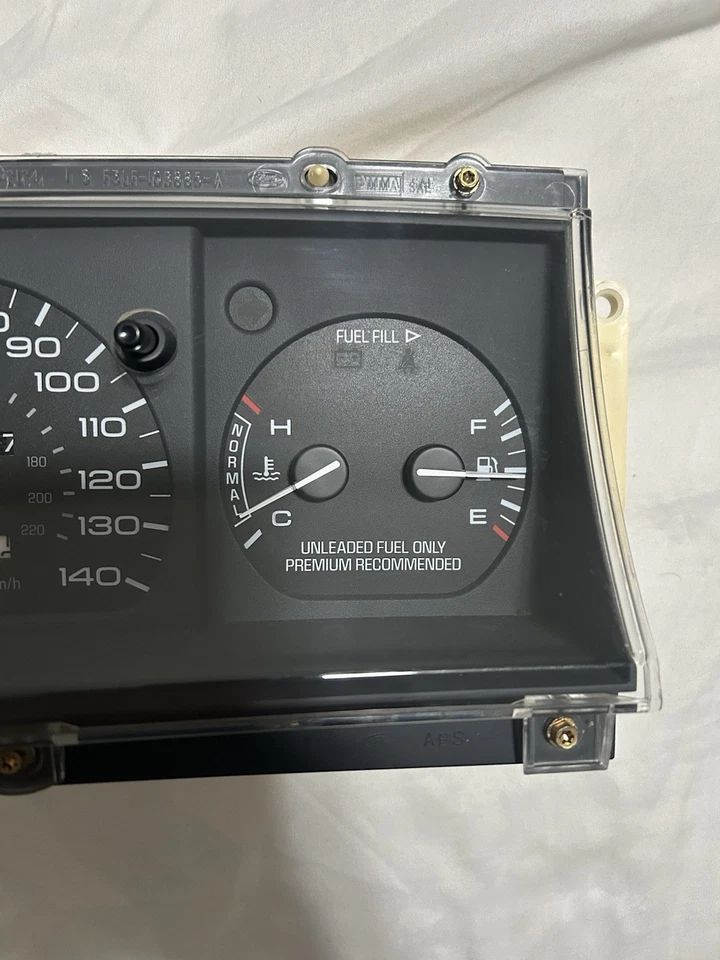 Lincoln Mark Viii Gauge Cluster 1994 perfecto estado 69.737 millas Foto 2 de 4