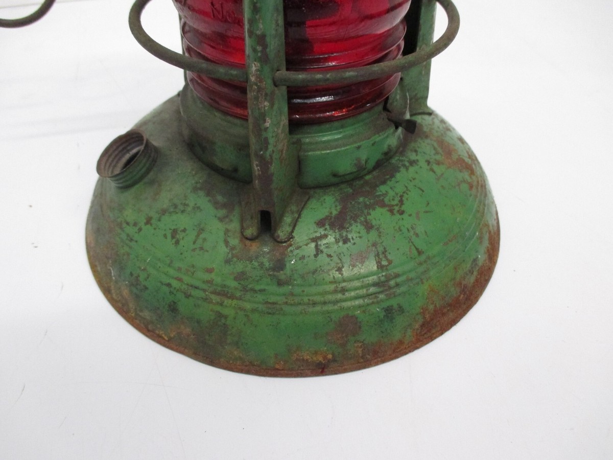Vtg Dietz No. 40 Traffic Gard Green Lantern Light W/ Red Globe As
