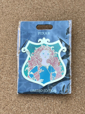 Disney Pink a la Mode Exclusive Princess Crest Shield Brave Merida Pin LE 300