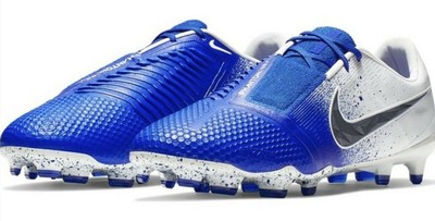 Nike Phantom Venom Academy AG R