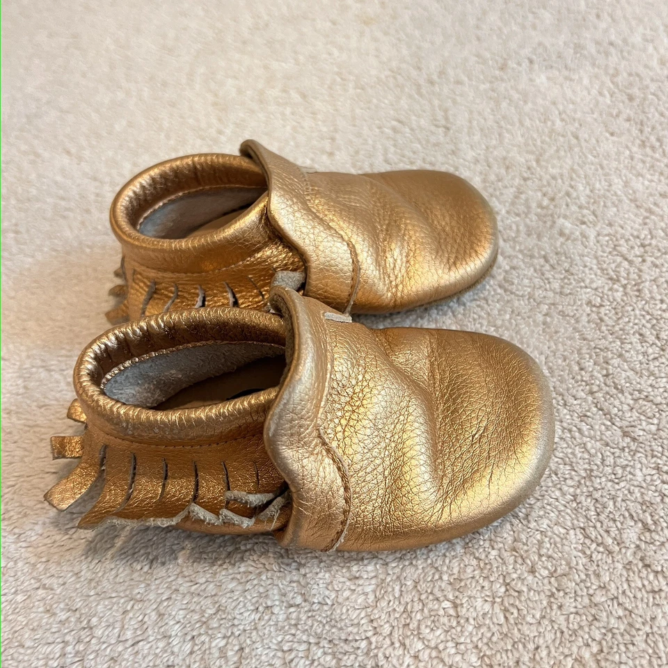 Lot Little Love Bug Leather Shoe 4 Baby Girl Floral Gymboree Sneakers Athletic 3 - Image 4 of 4