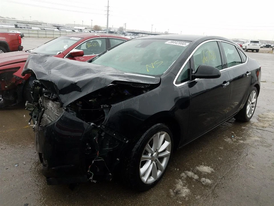 Alternador usado compatible con: Buick Verano 2014 2,4 L ID 13500316 grado A Foto 2 de 4