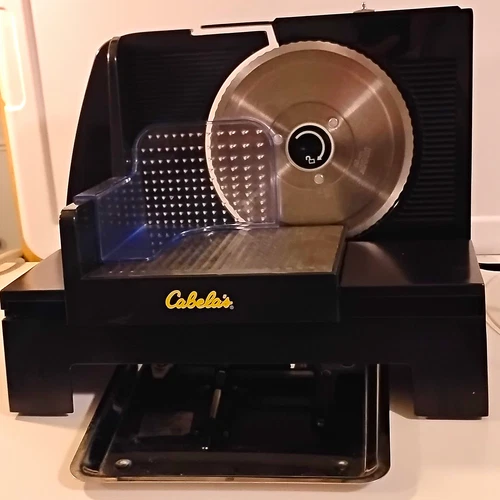 Cabela's Electric Food Slicer Adjustable Thickness 150W 7in Blade Black/Silver - product listing photo