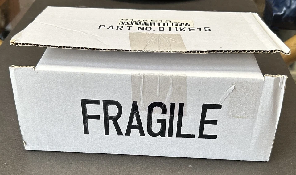 Franklin Mint 1953 Studebaker Commander Star Liner 1/43 - New in box and packing - Image 4 of 4